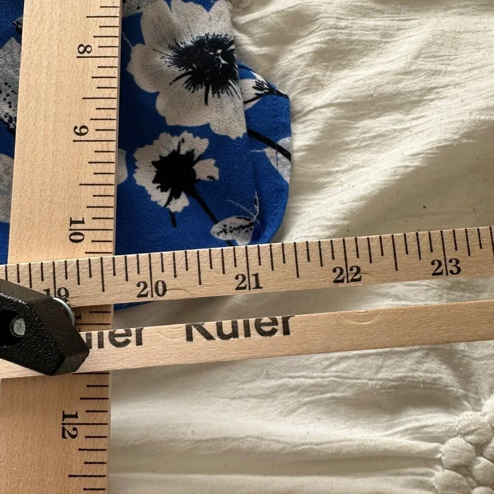 Hilary Radley Womens Blue Dark Floral Sleeveless Blouse XXL Beachy Tropical - Picture 7 of 9